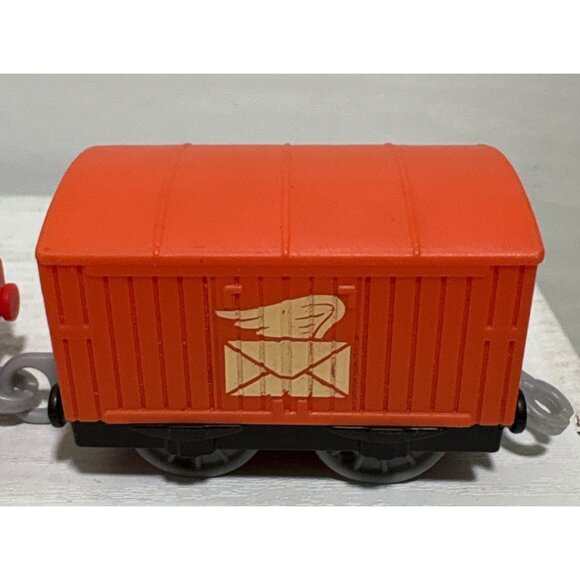 Thomas & Friends TrackMaster Nia Train Engine & Orange Mail Car 2013 Gullane - Picture 3 of 11